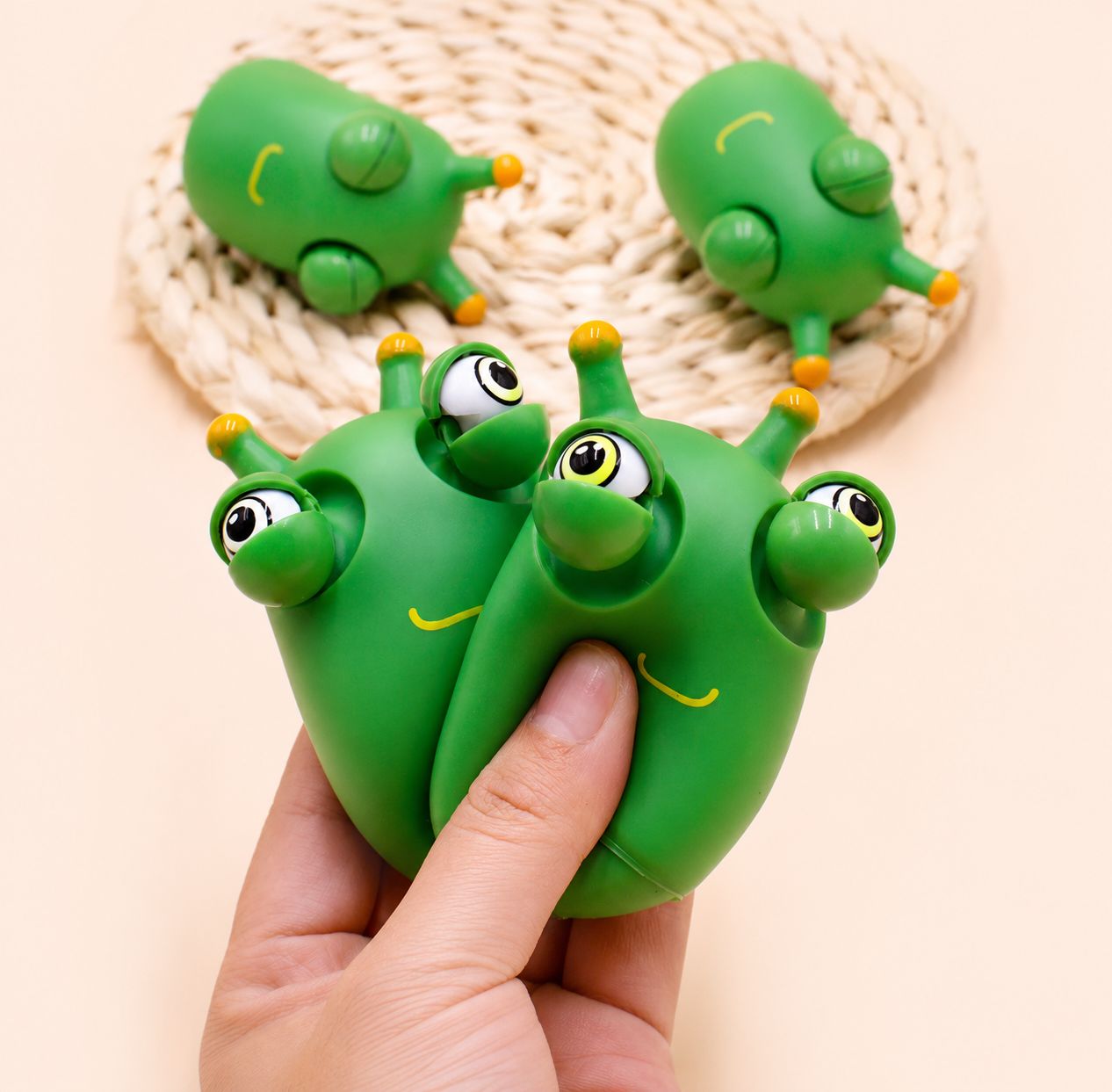 Popping Eye Worm Stress Reliever Toy